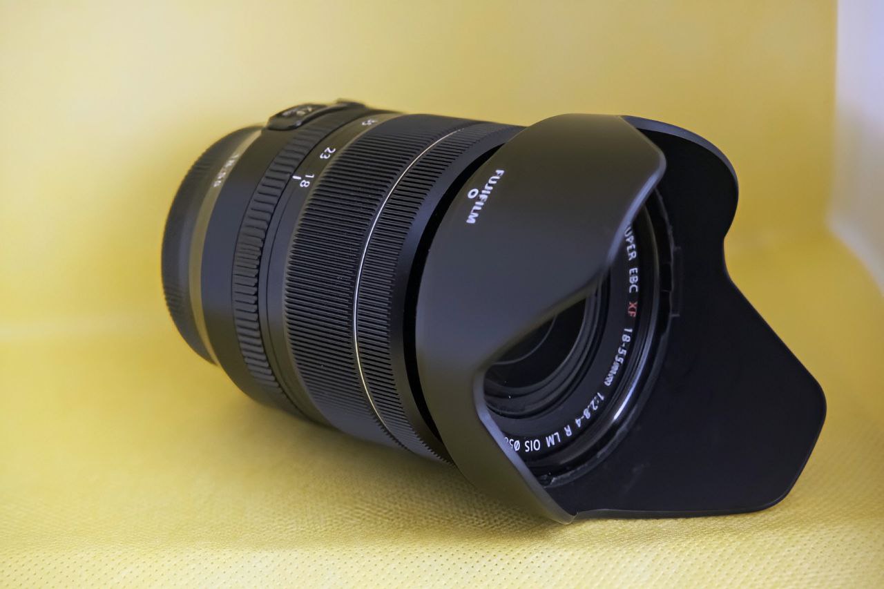 FUJIFILM XF 18-55mm f/2.8-4 R LM OIS